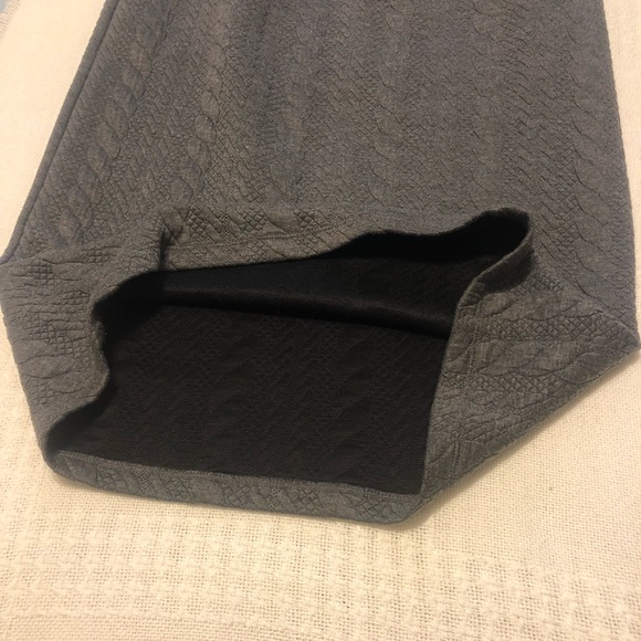 Beautiful stretchy skirt! - Picture 10 of 10